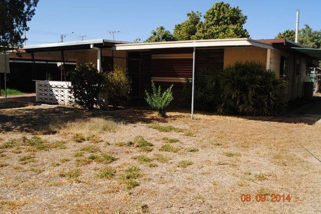 11 CLARKE Street, MOUNT ISA QLD 4825, Mount Isa - Thumbnail 2