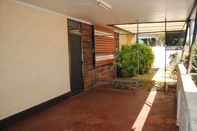11 CLARKE Street, MOUNT ISA QLD 4825, Mount Isa - Thumbnail 3