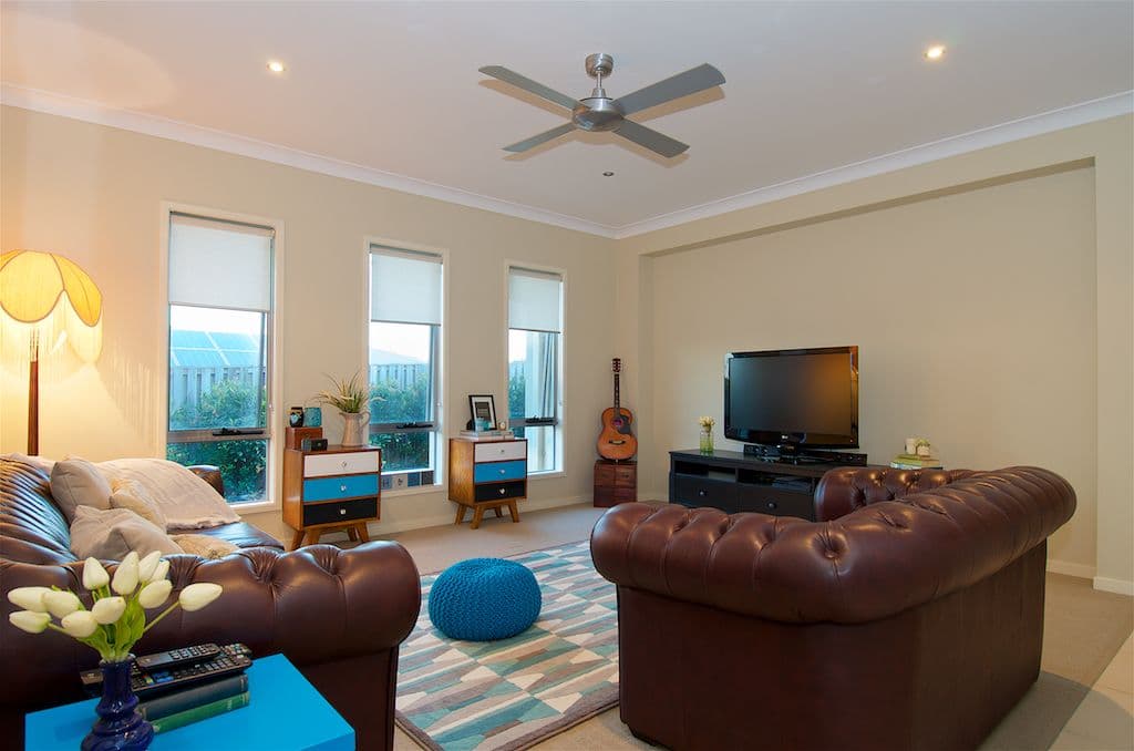 10 Laughlen Chase, Pacific Pines QLD 4211, Pacific Pines - Thumbnail 3