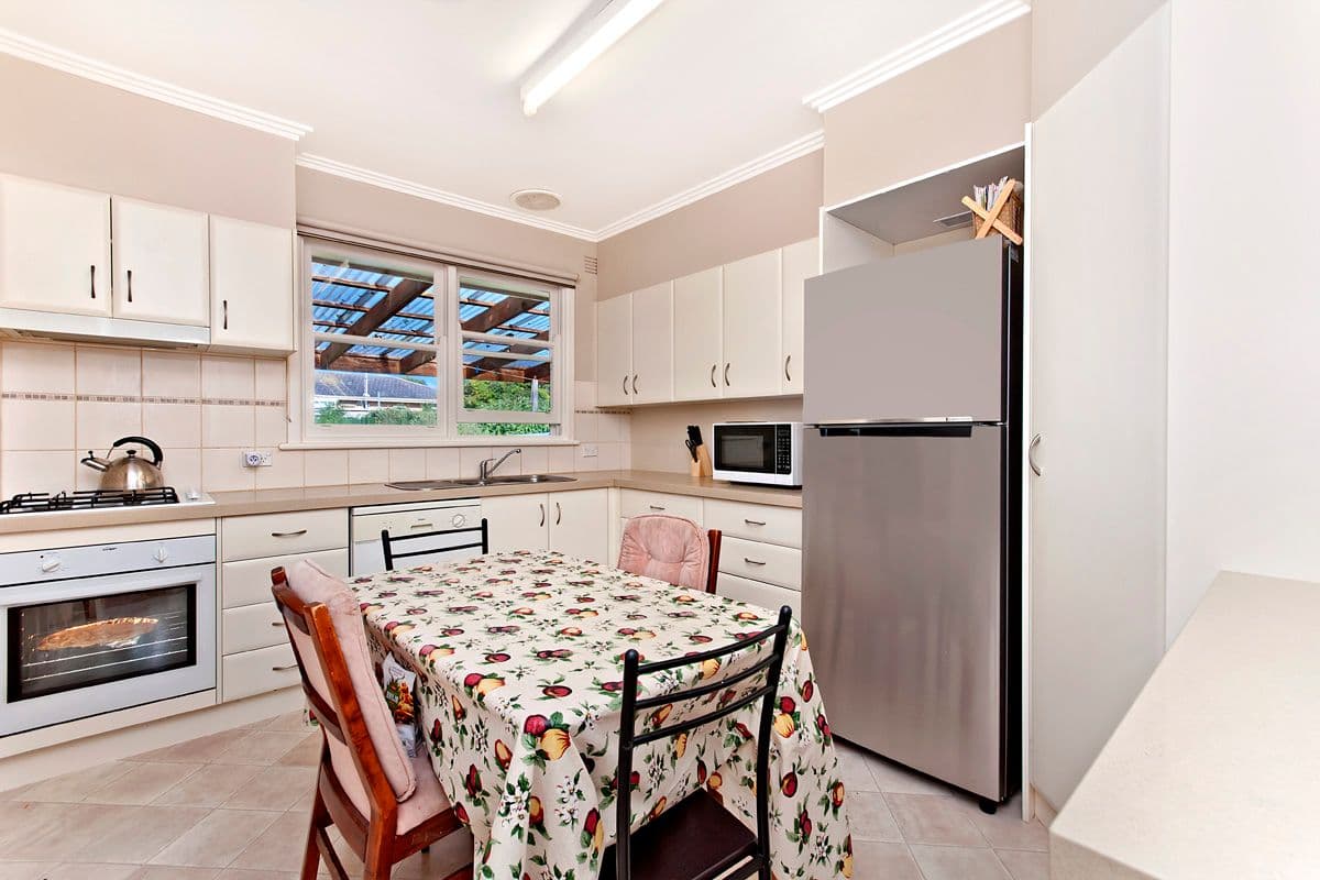 7 St James Crescent, Warrnambool VIC 3280, Warrnambool - Thumbnail 3