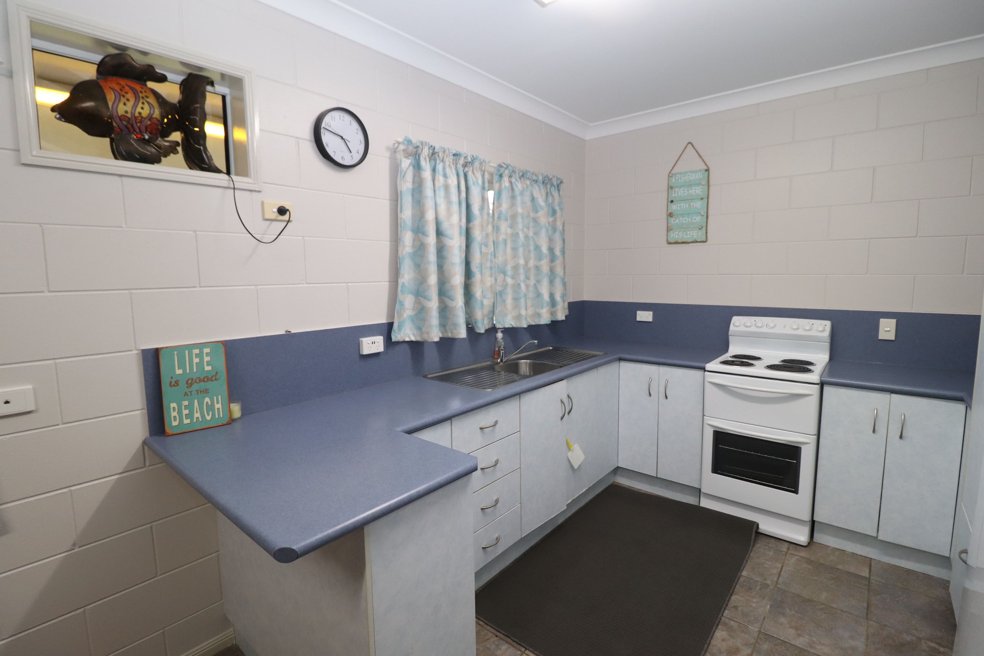 26 Bruce Parade, Lucinda QLD 4850, Lucinda - Thumbnail 2