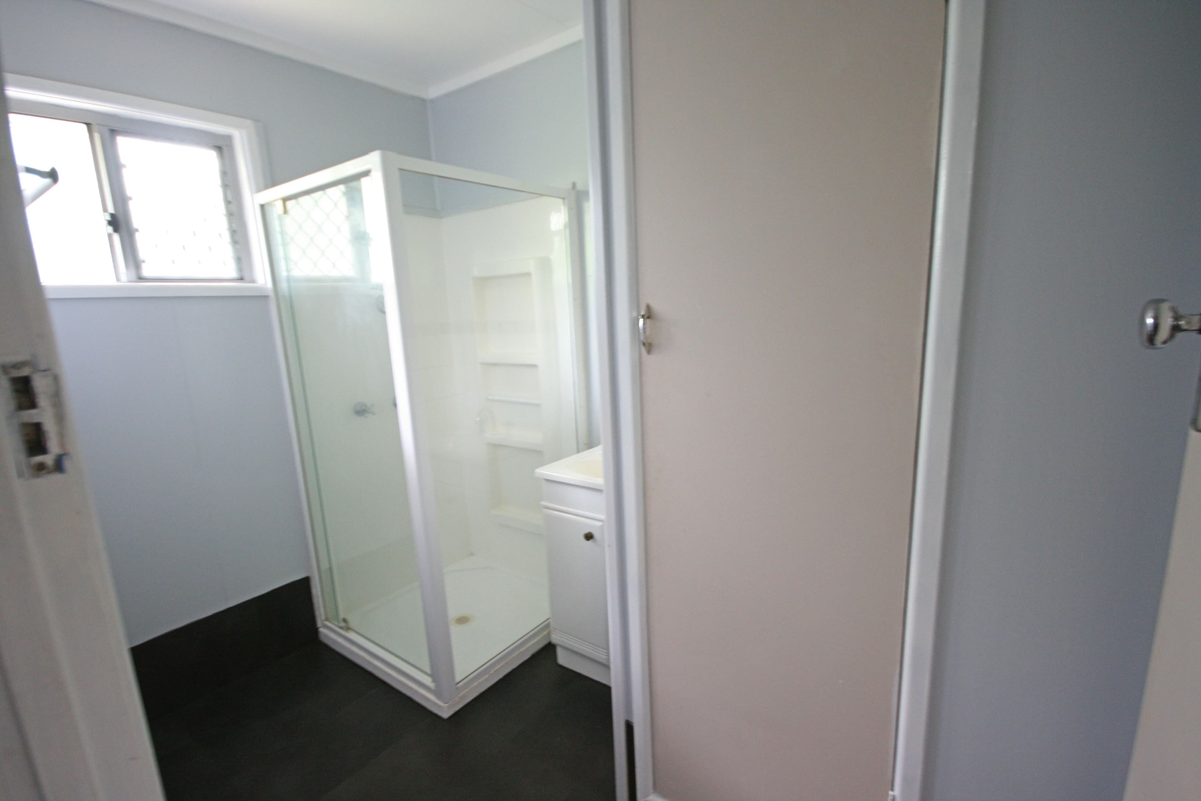 24 Utah Avenue, Sarina QLD 4737, Sarina - Thumbnail 5