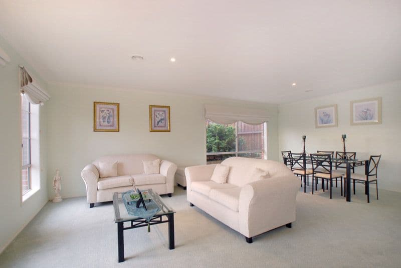 2 Darnley Drive, TEMPLESTOWE VIC 3106, Templestowe - Thumbnail 2