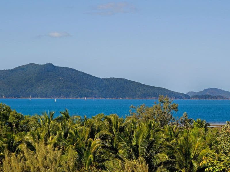 Poinciana 011 Marina Drive, HAMILTON ISLAND QLD 4803, Hamilton Island - Thumbnail 2