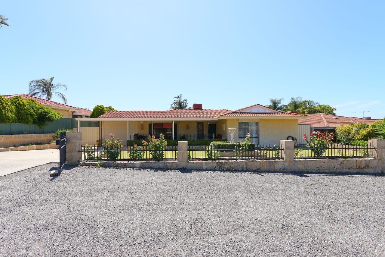 18 Sovereign Drive, Thornlie WA 6108, Thornlie - Thumbnail 3
