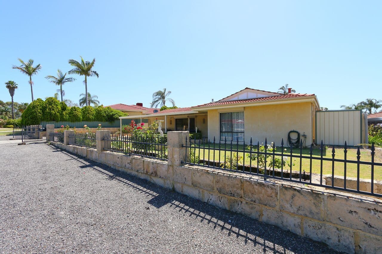 18 Sovereign Drive, Thornlie WA 6108, Thornlie - Thumbnail 4