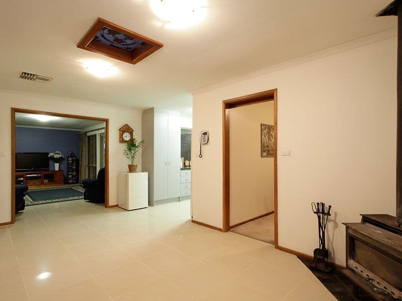 60 Delta Crescent, ABERFOYLE PARK SA 5159, Aberfoyle Park - Thumbnail 8