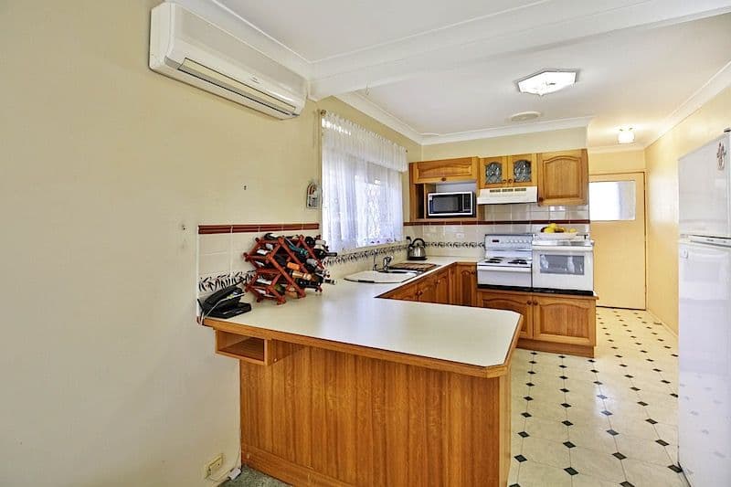 6 Fuchsia Crescent, Bomaderry - Thumbnail 3