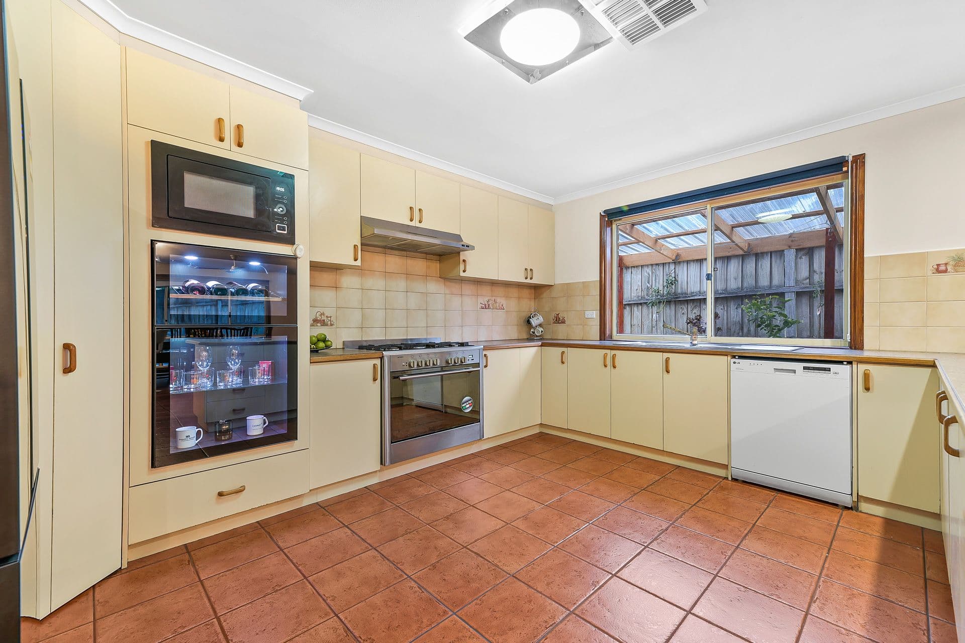 6 Allunga Parade, Berwick VIC 3806, Berwick - Thumbnail 3