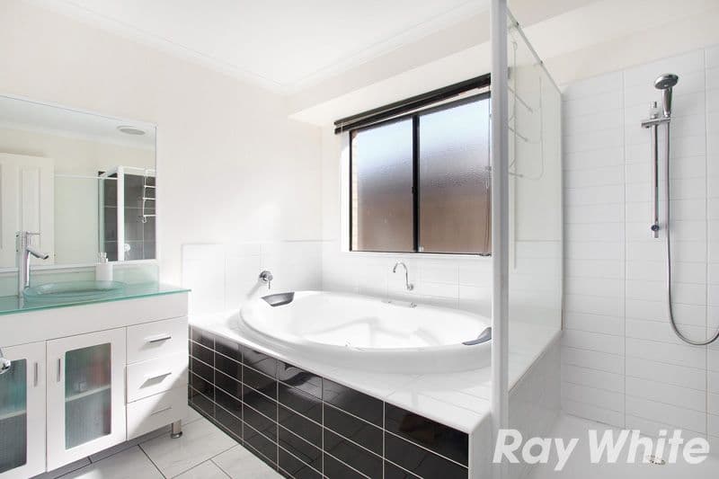 64 Storey Drive, Pakenham VIC 3810, Pakenham - Thumbnail 7