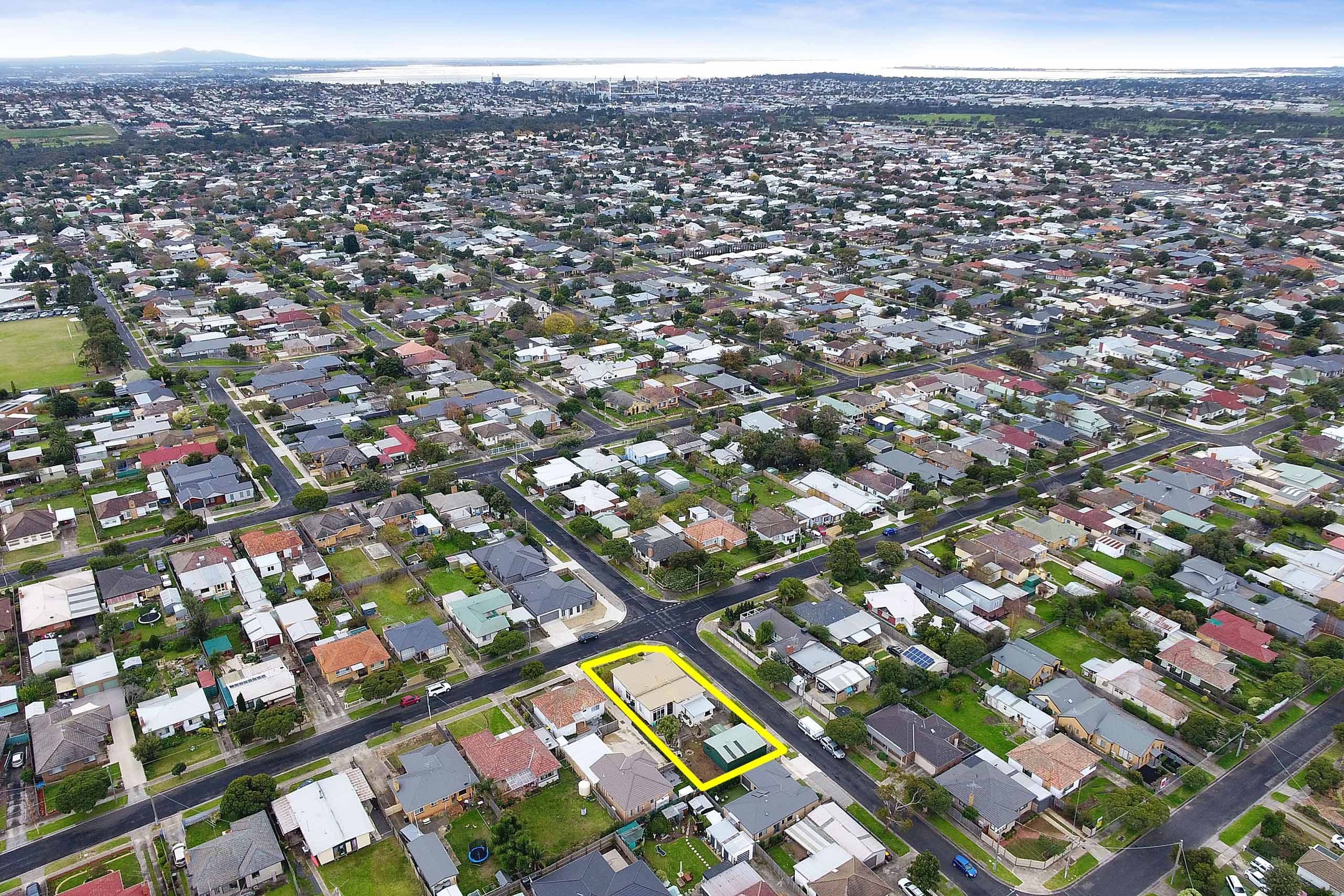 27 Pavo Street, Belmont VIC 3216, Belmont - Image 1