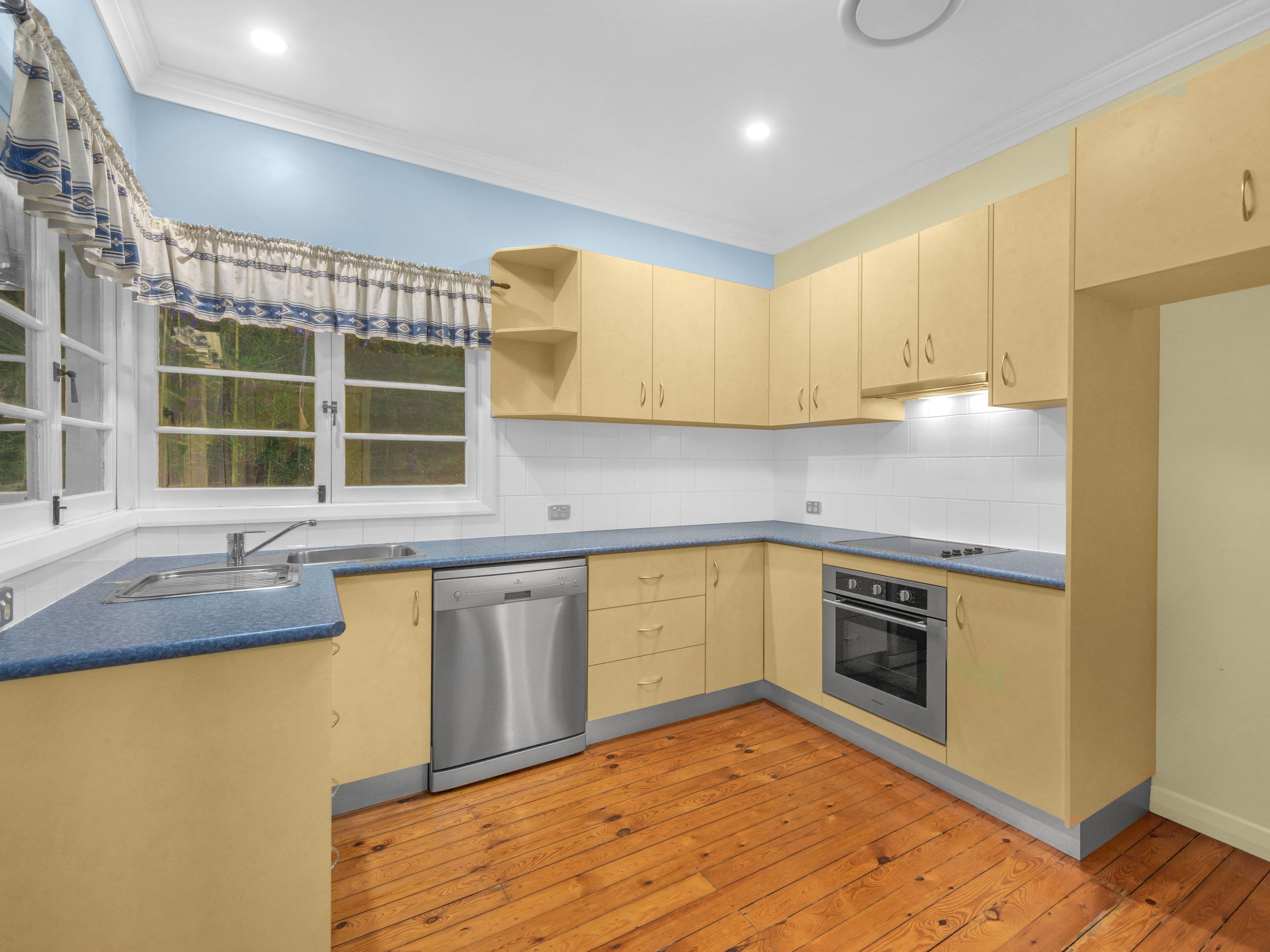 12 Hall Avenue, Norman Park QLD 4170, Norman Park - Thumbnail 7