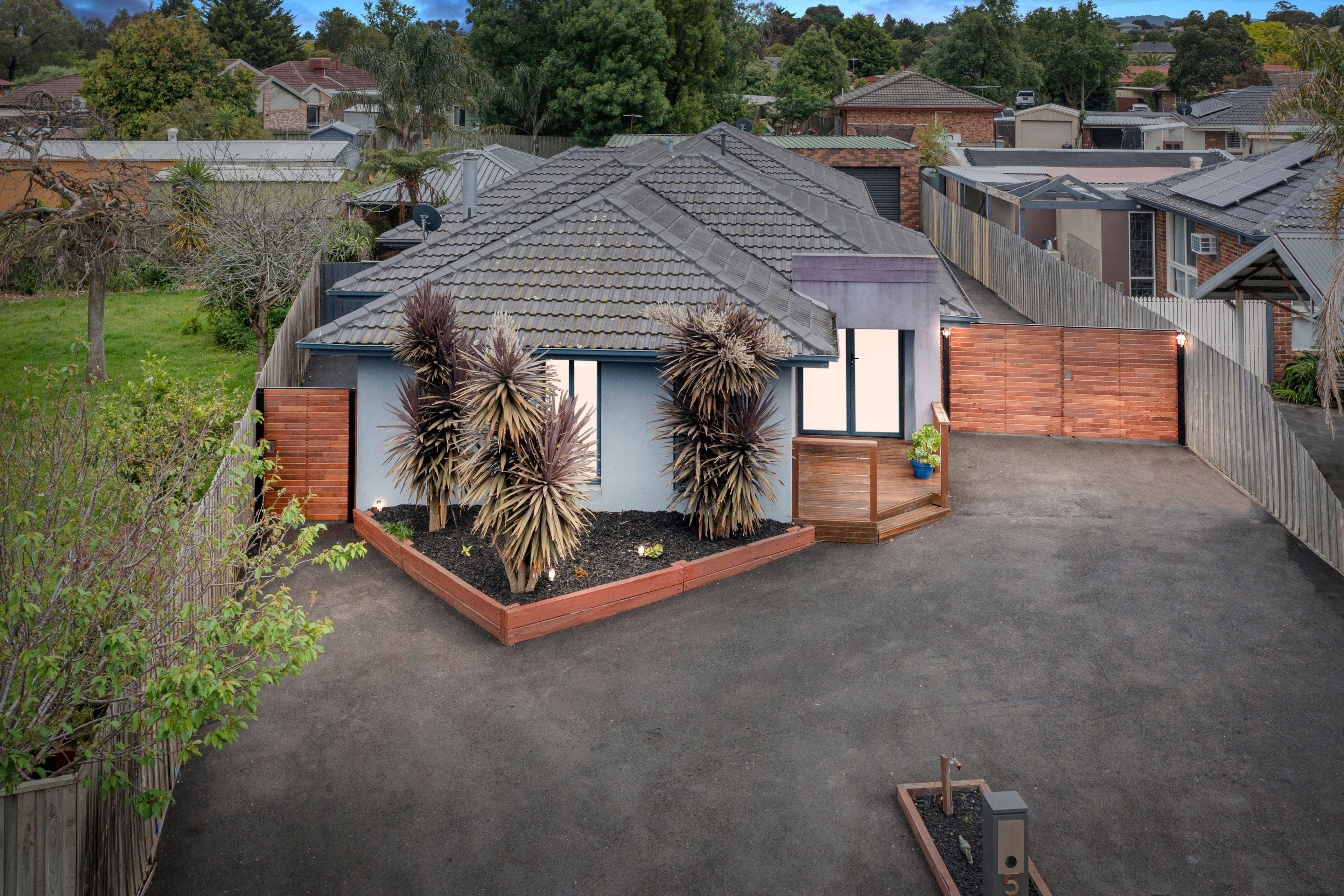 5 Greenacre Crescent, Narre Warren VIC 3805, Narre Warren - Image 1