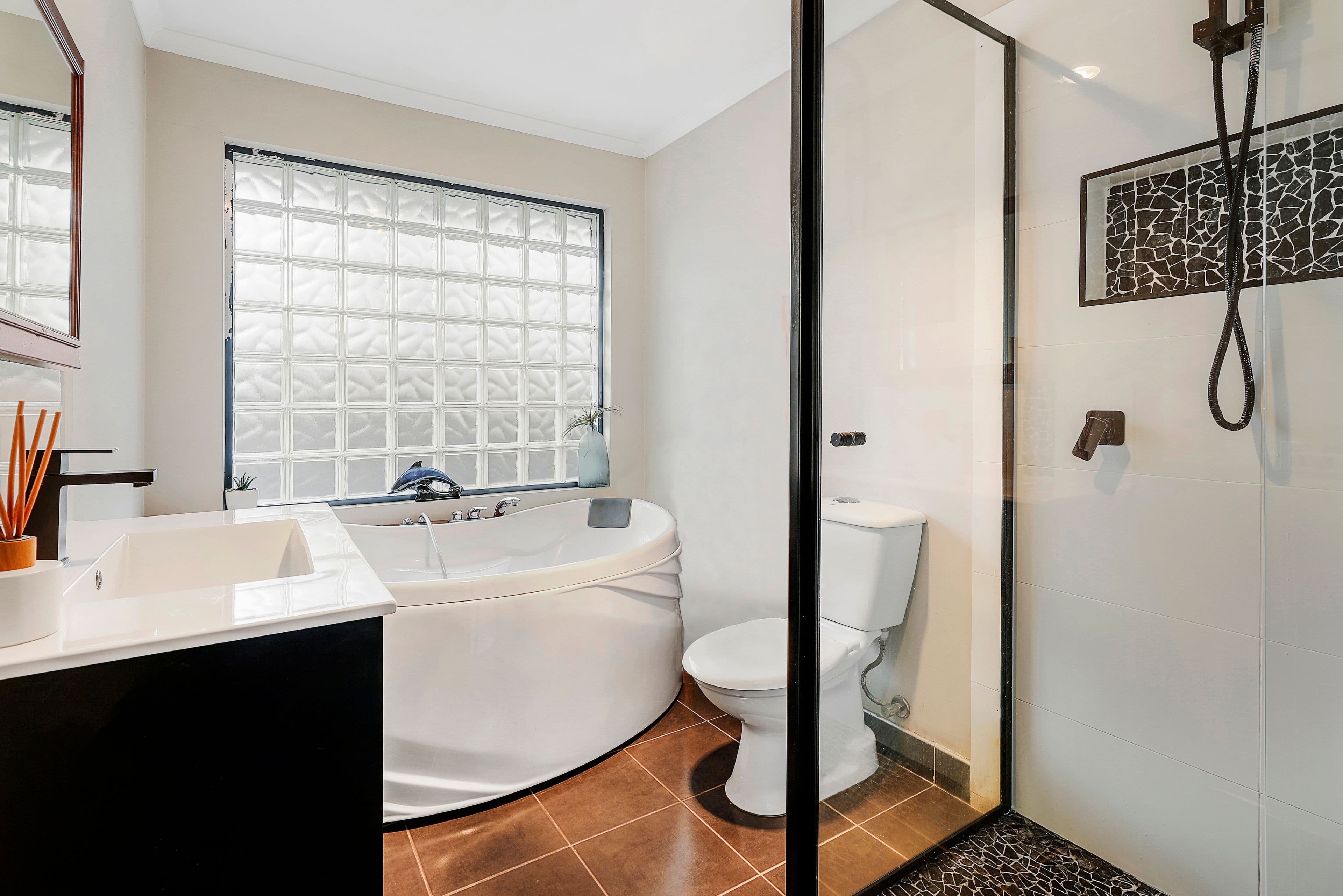 5 Greenacre Crescent, Narre Warren VIC 3805, Narre Warren - Thumbnail 6