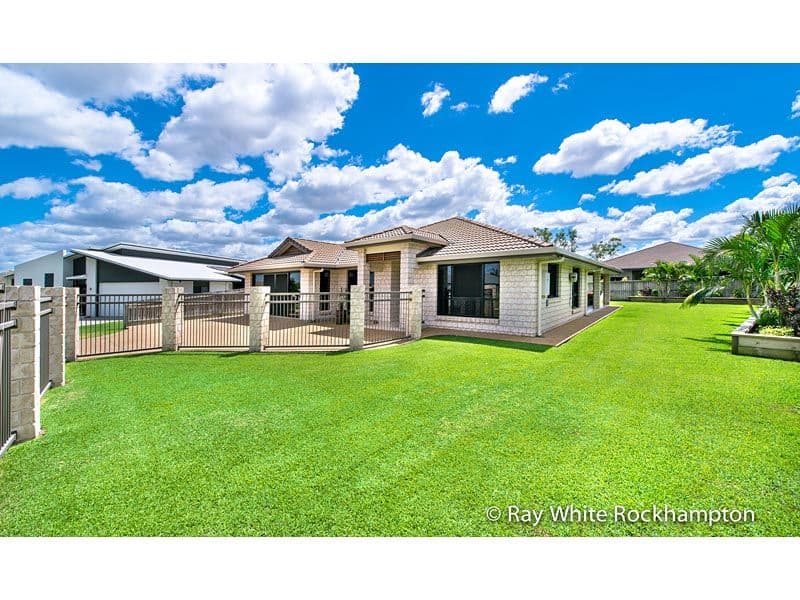 13 Frangipani Court, Norman Gardens QLD 4701, Norman Gardens - Thumbnail 2