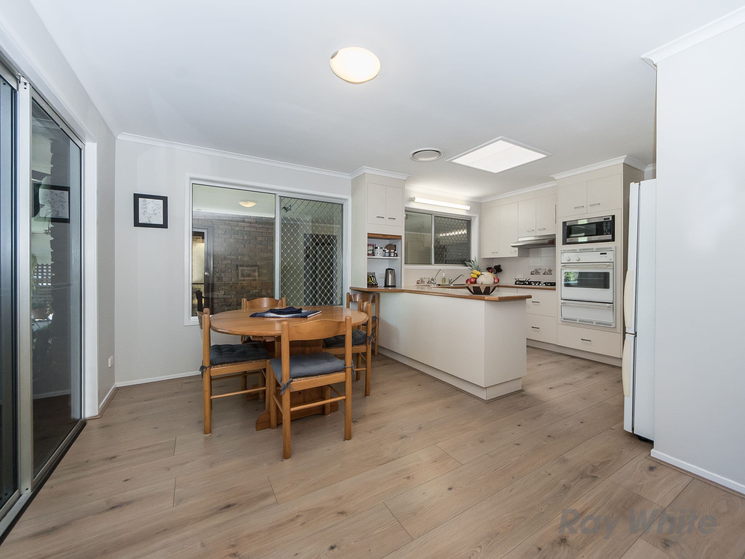10 Barfoot Street, Bracken Ridge QLD 4017, Bracken Ridge - Thumbnail 3