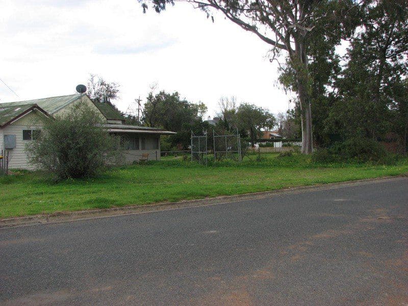 42 Johnson Street, FORBES NSW 2871, Forbes - Thumbnail 2