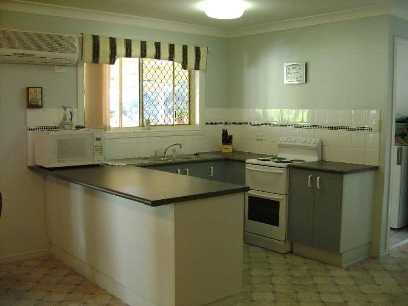 12 Lynette Court, DECEPTION BAY QLD 4508, Deception Bay - Thumbnail 4