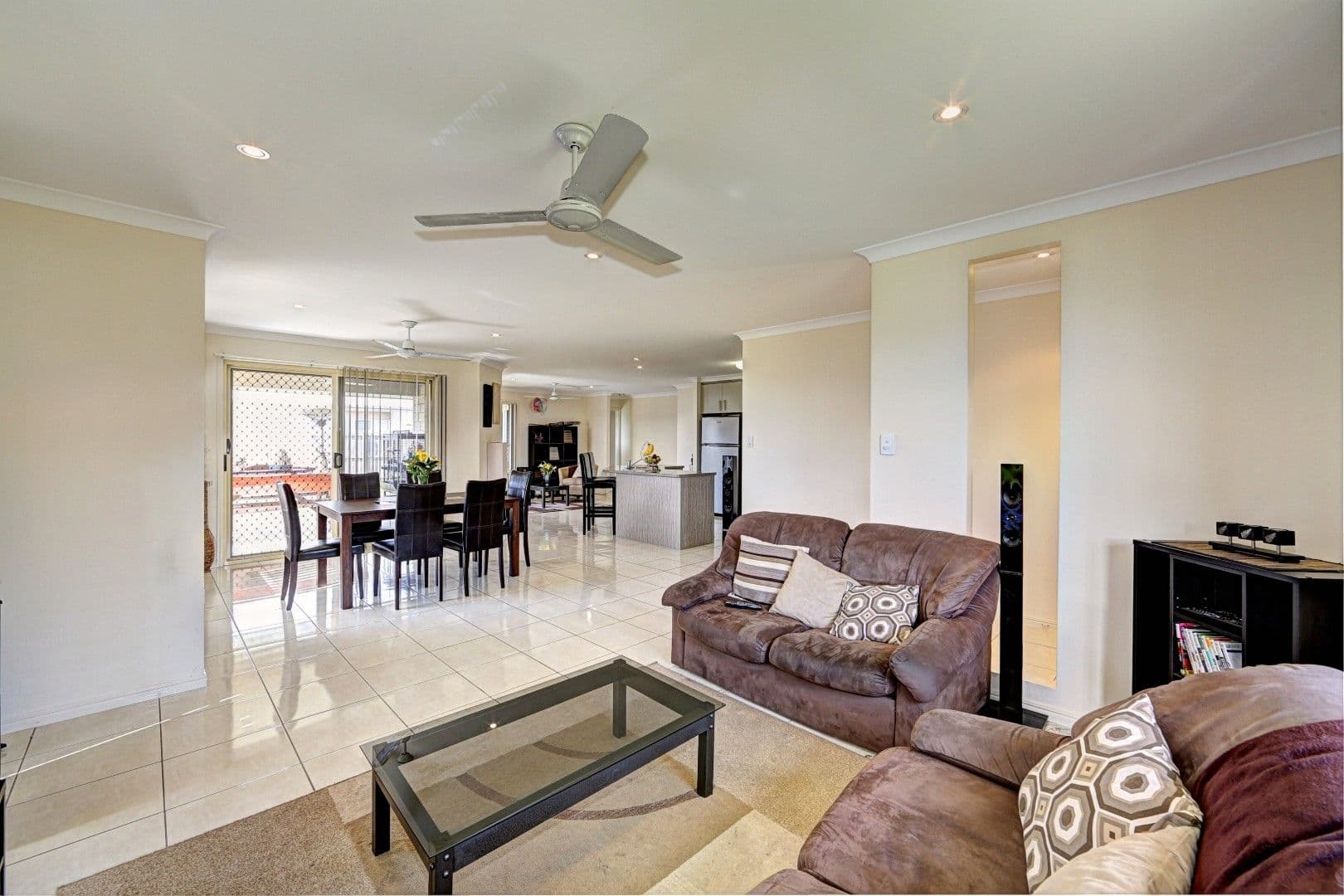 32 Greathead Road, ASHFIELD QLD 4670, Ashfield - Thumbnail 2