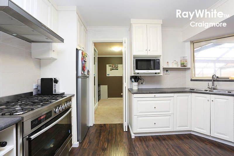 5 Thornton Place, Craigmore SA 5114, Craigmore - Thumbnail 3