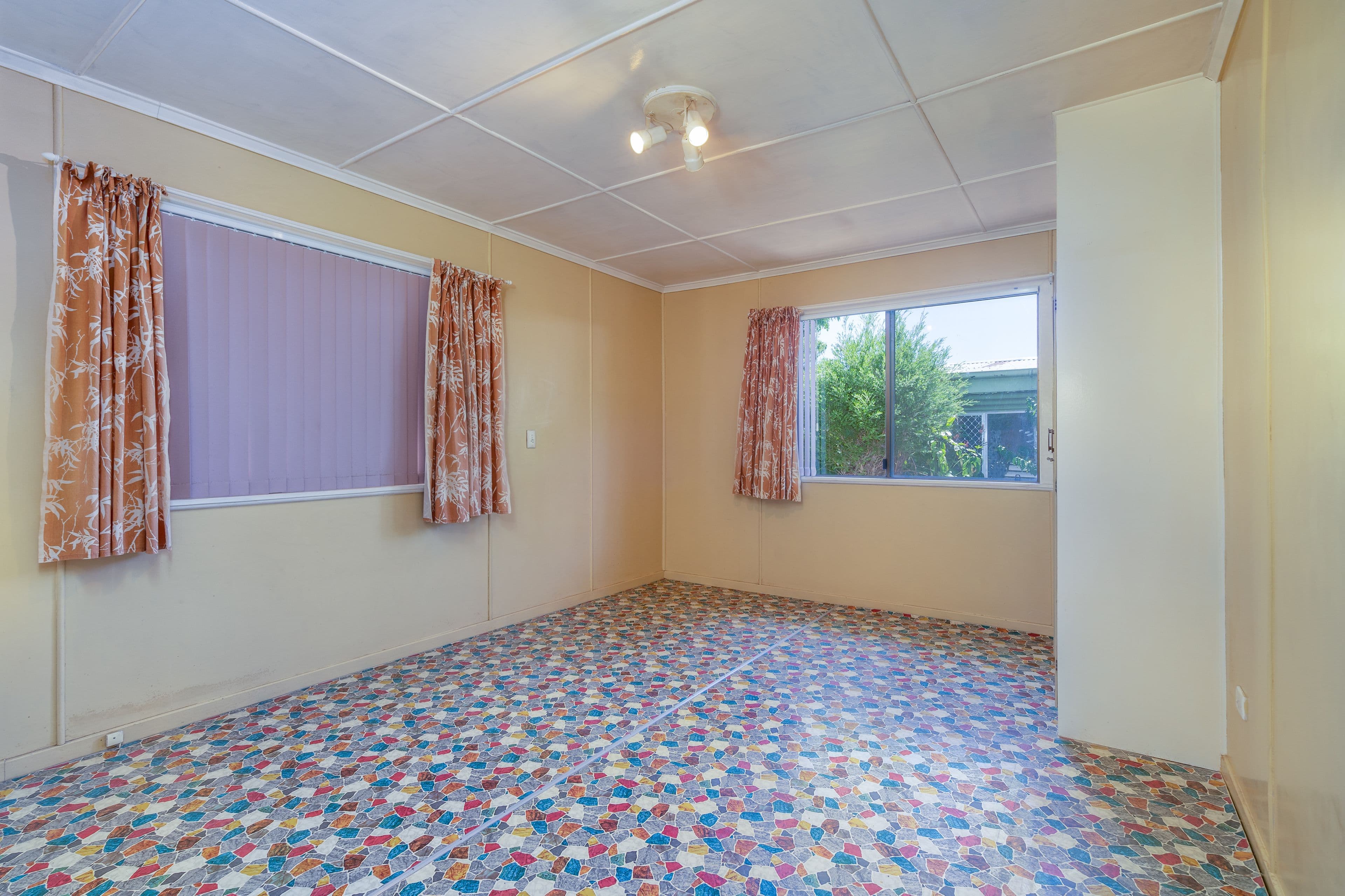 17 Woodgate Street, Churchill QLD 4305, Churchill - Thumbnail 7