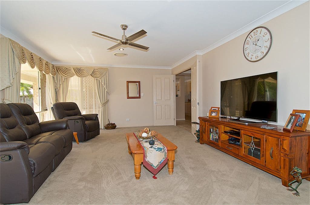 8 Osmond Court, Pacific Pines QLD 4211, Pacific Pines - Thumbnail 5