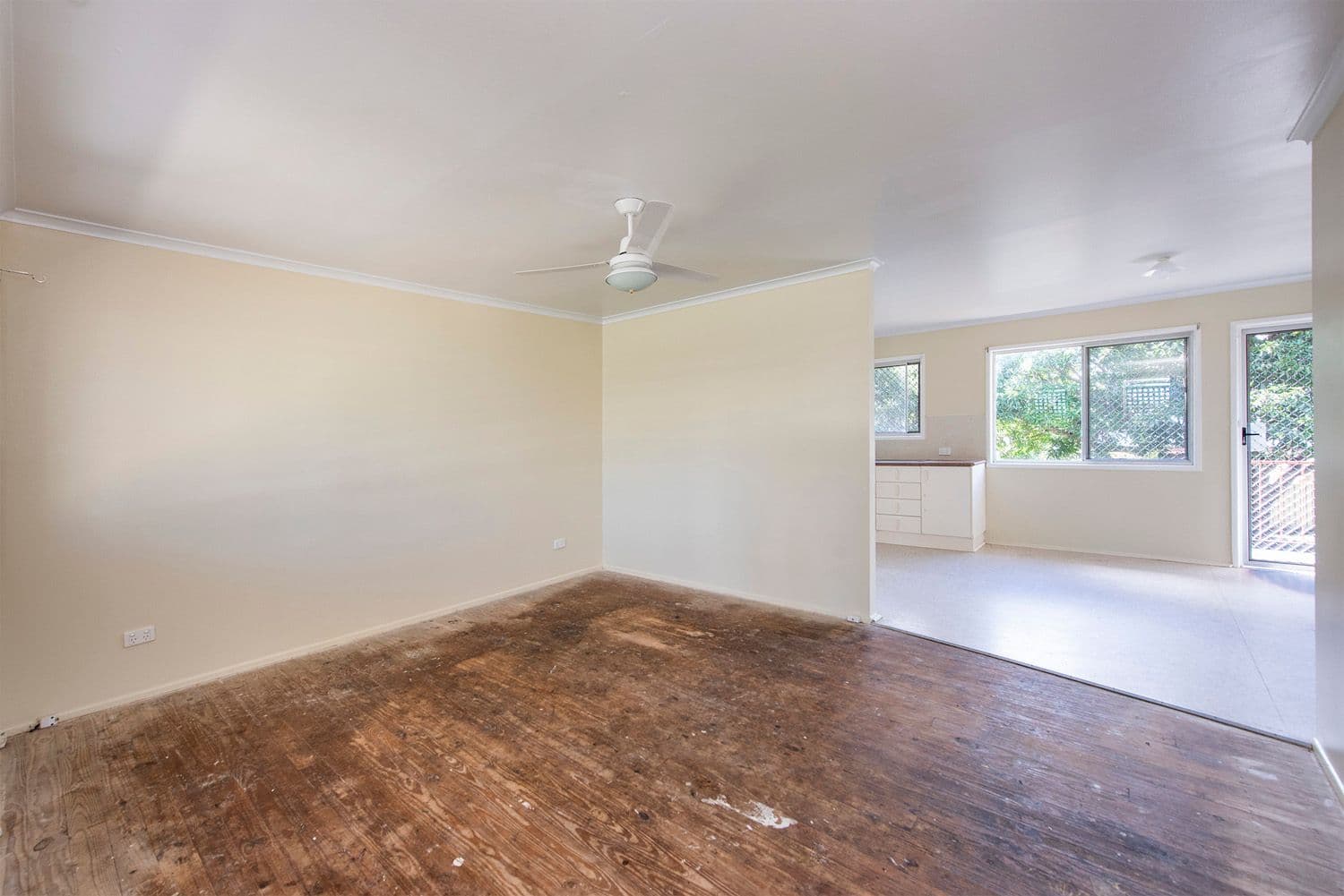 187 Ewing Road, Woodridge QLD 4114, Woodridge - Thumbnail 3