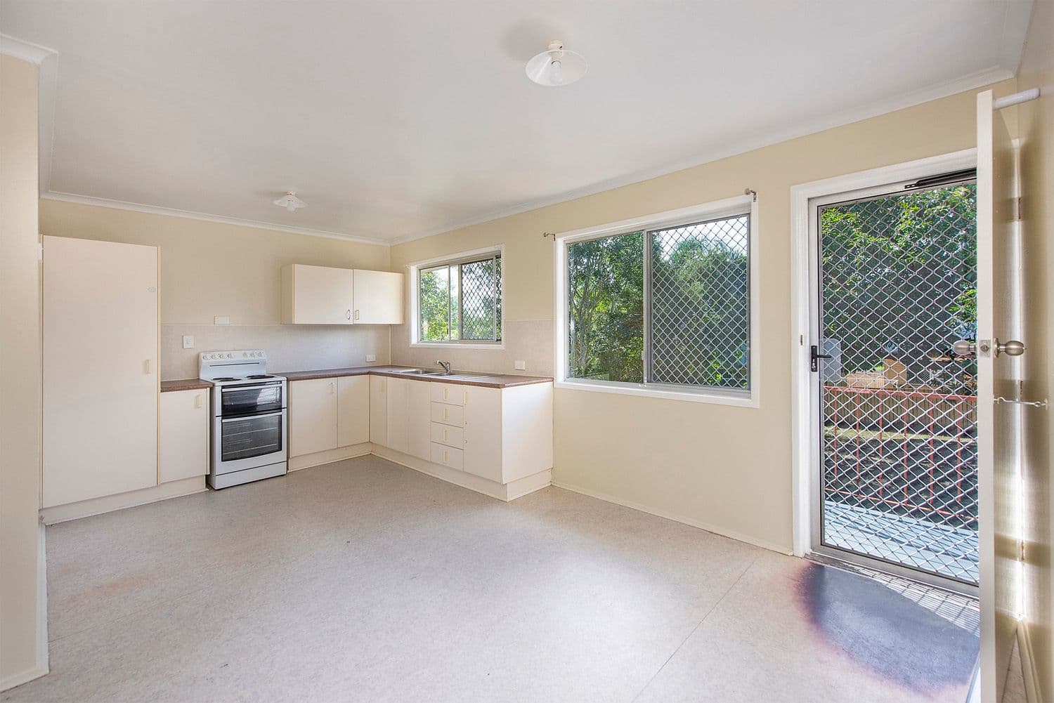 187 Ewing Road, Woodridge QLD 4114, Woodridge - Thumbnail 5