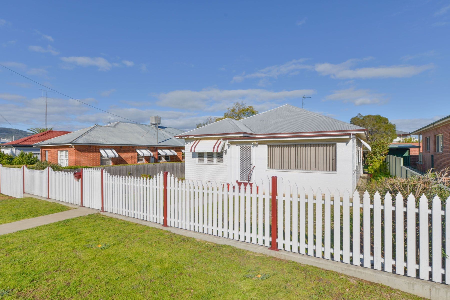 64 Mathews Street, Tamworth NSW 2340, Tamworth - Thumbnail 2