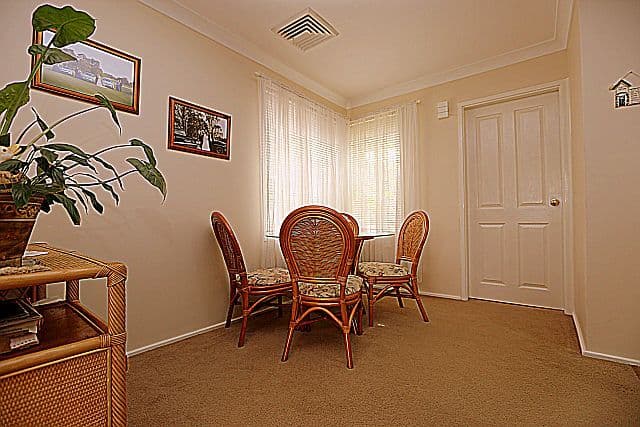 63 Oak Drive, GEORGES HALL NSW 2198, Georges Hall - Thumbnail 7