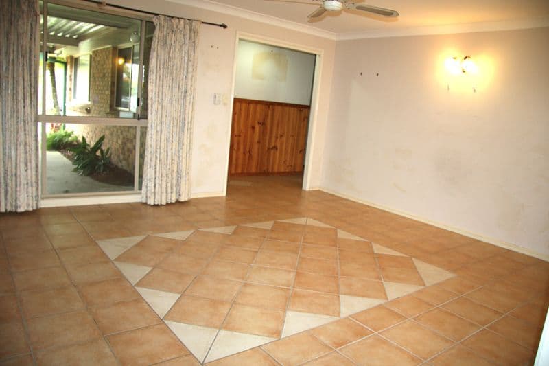 28 St Kilda Crescent, TWEED HEADS WEST NSW 2485, Tweed Heads West - Thumbnail 2
