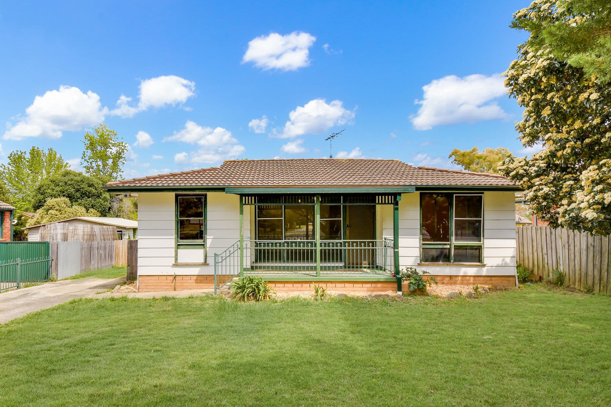 9 Moonbria Place, Airds - Image 1