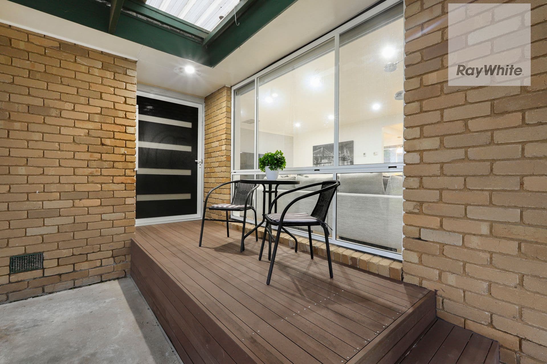 15 North Circular Road, Gladstone Park VIC 3043, Gladstone Park - Thumbnail 3