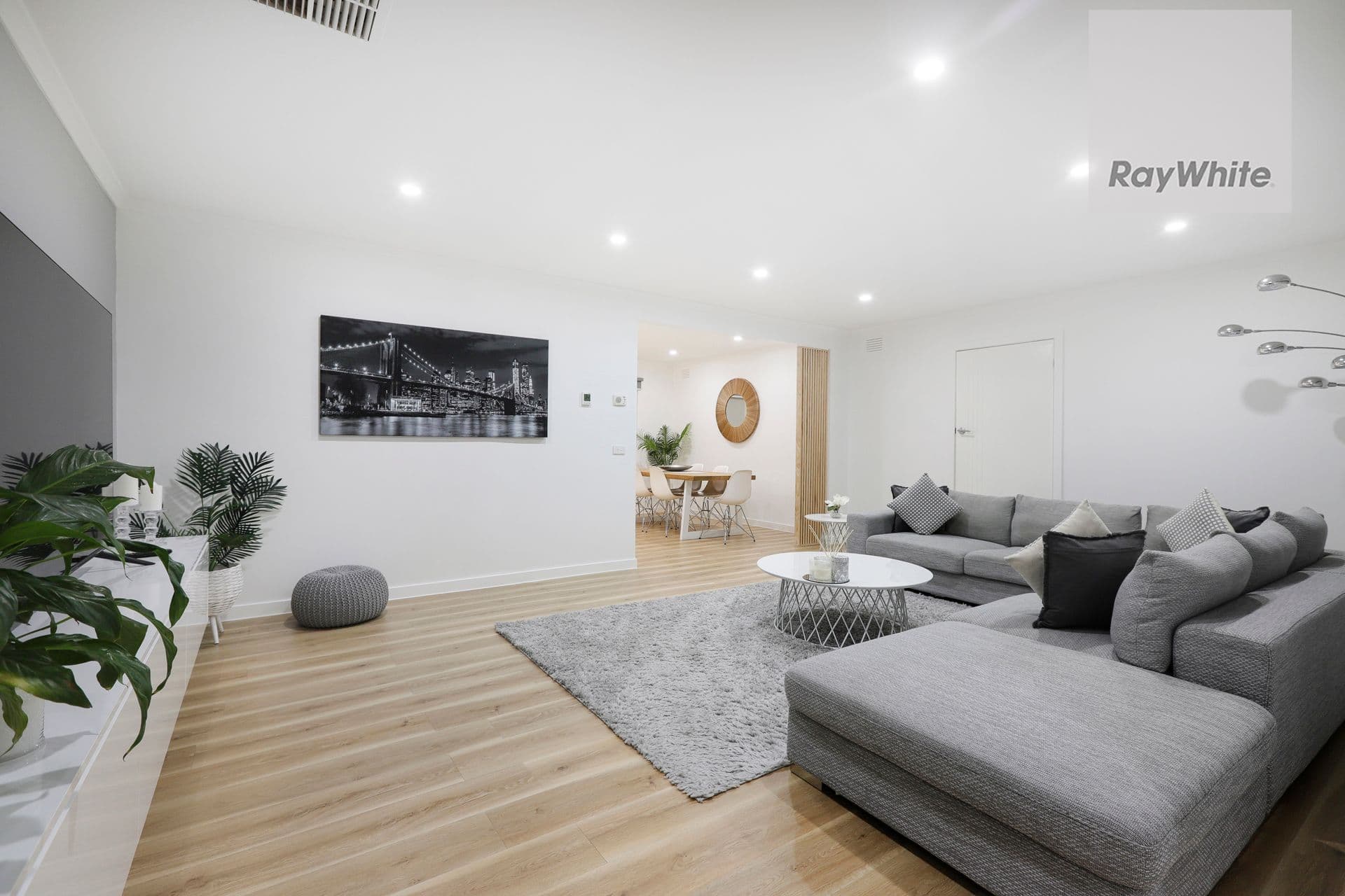 15 North Circular Road, Gladstone Park VIC 3043, Gladstone Park - Thumbnail 5