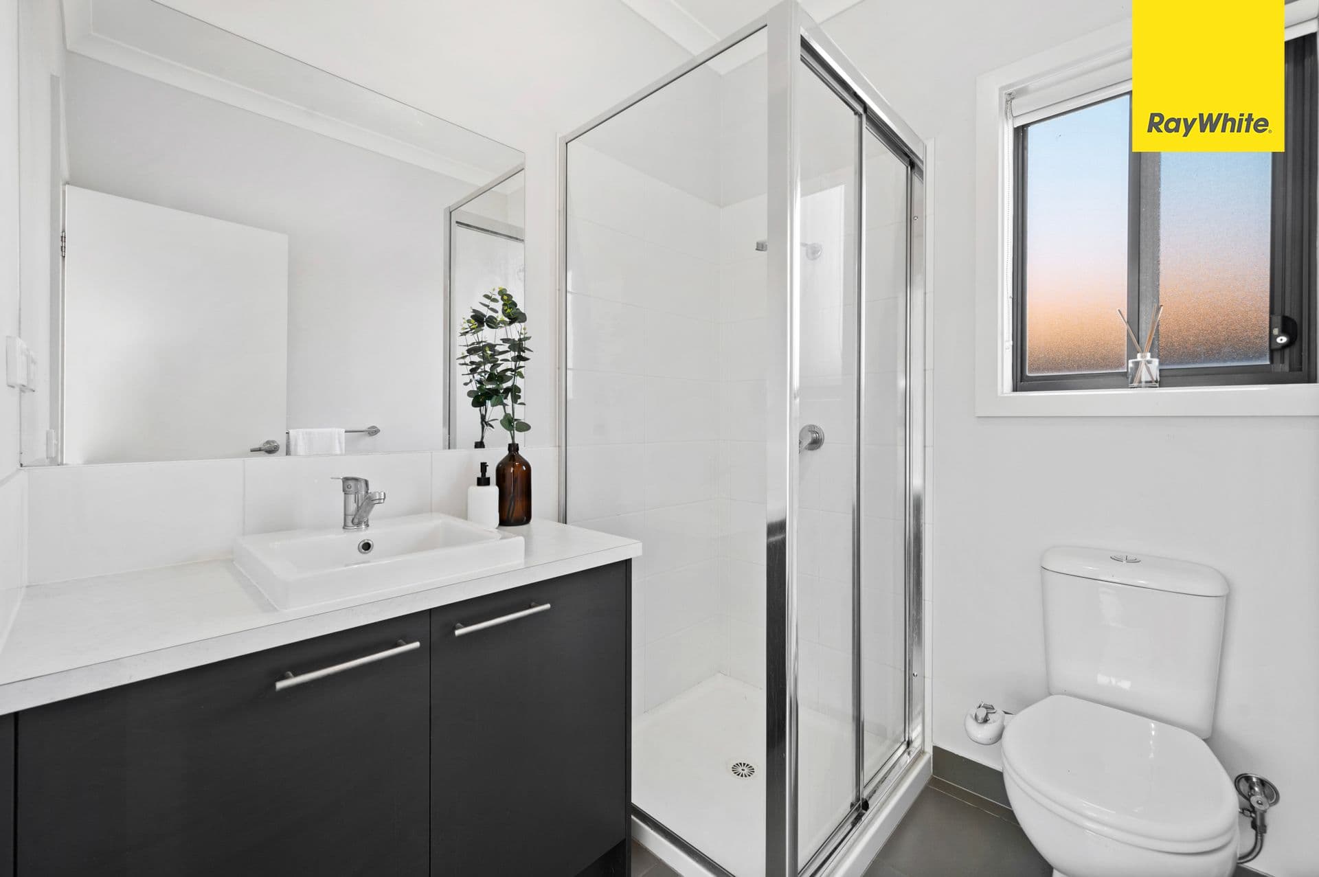 37 Wickham Street, Melton South VIC 3338, Melton South - Thumbnail 3