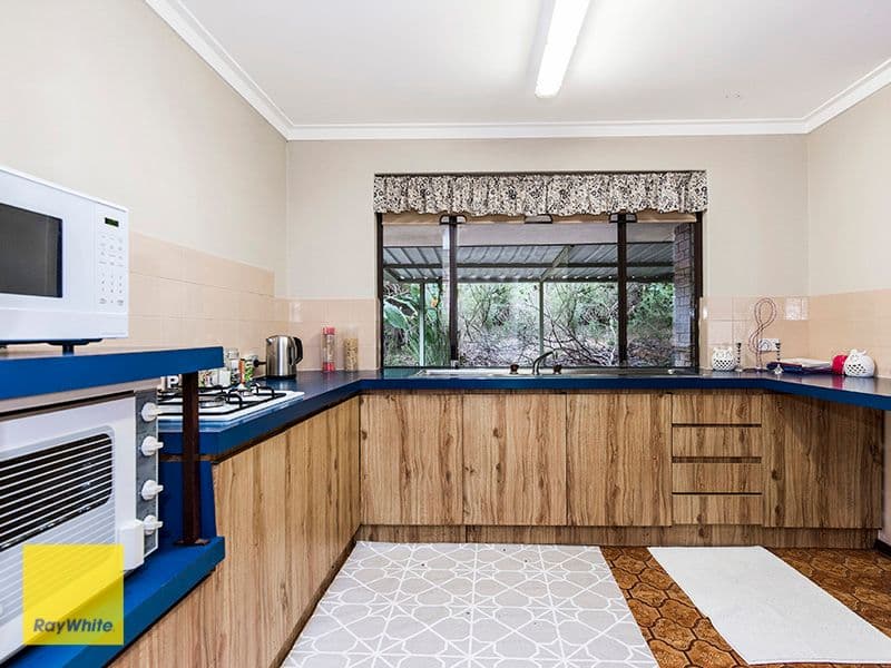 16 Carstairs Road, Darlington WA 6070, Darlington - Thumbnail 4
