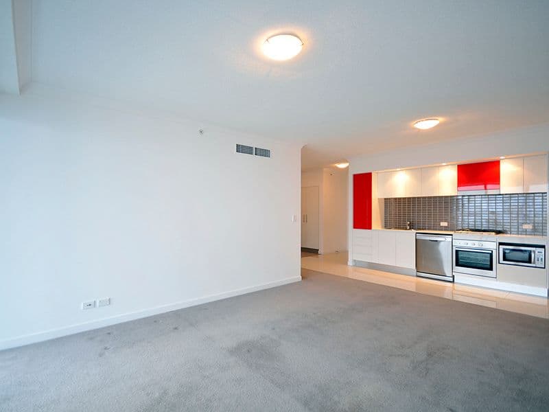 Unit 32209 9 Lawson Street, SOUTHPORT QLD 4215, Southport - Thumbnail 3