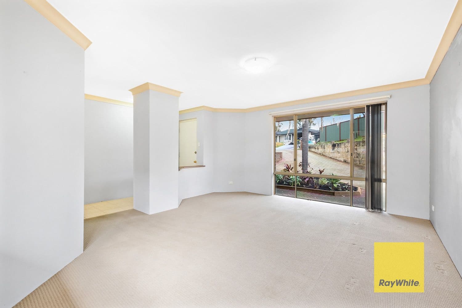 12A Hazelwood Ramble, Ballajura WA 6066, Ballajura - Thumbnail 7