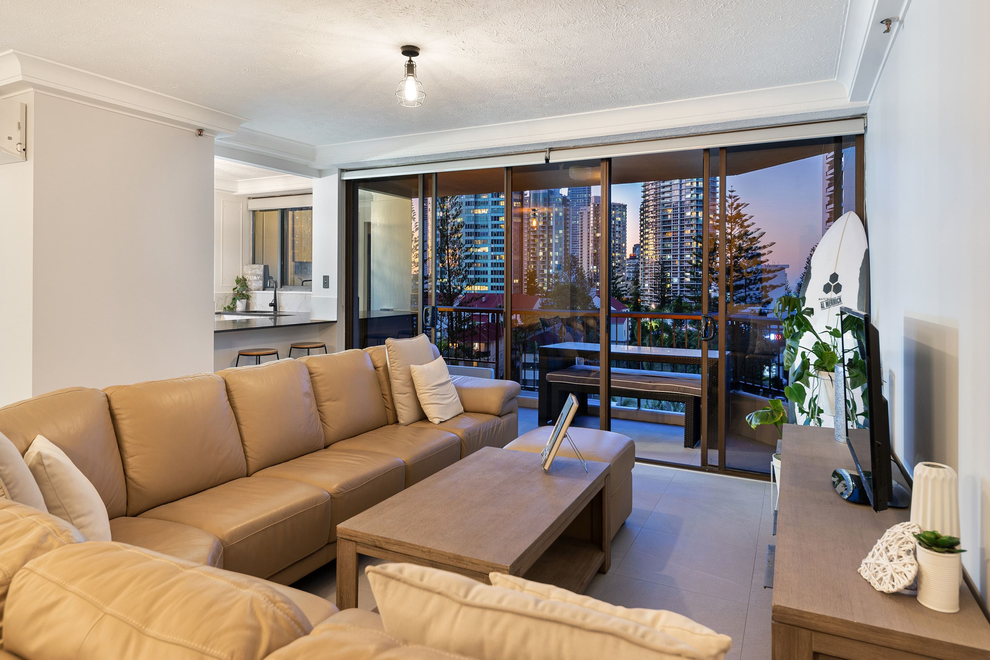 5 Enderley Avenue, Surfers Paradise QLD 4217, Surfers Paradise - Thumbnail 5