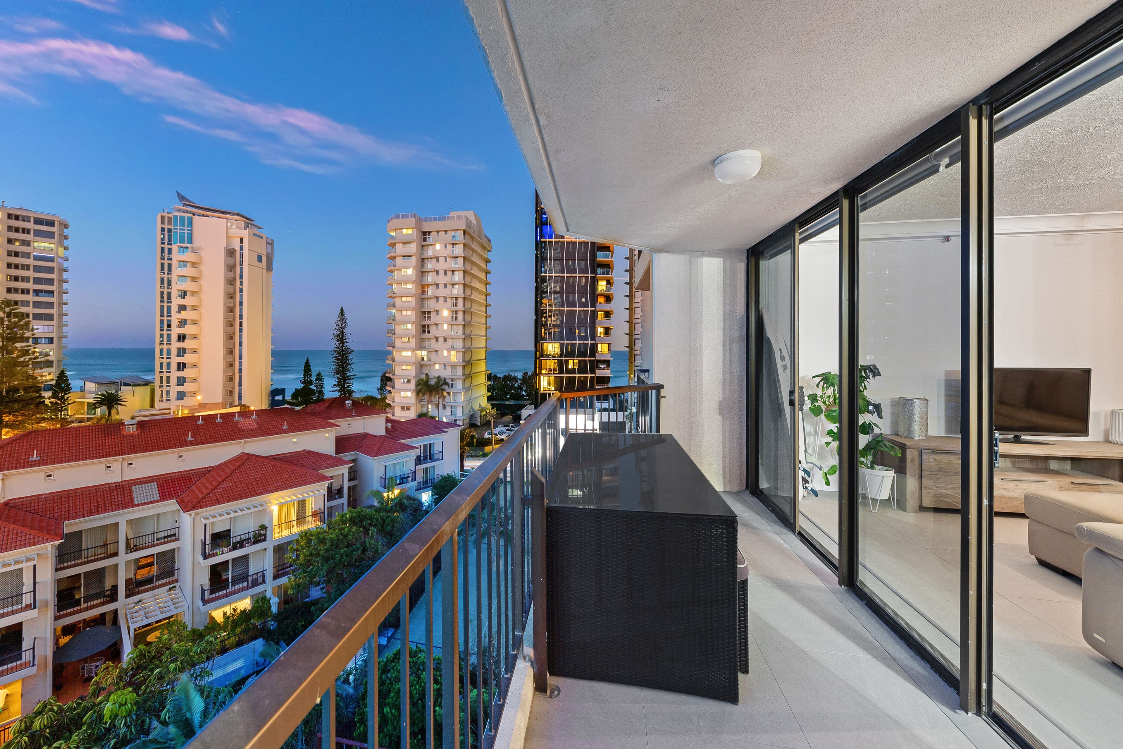 5 Enderley Avenue, Surfers Paradise QLD 4217, Surfers Paradise - Thumbnail 6
