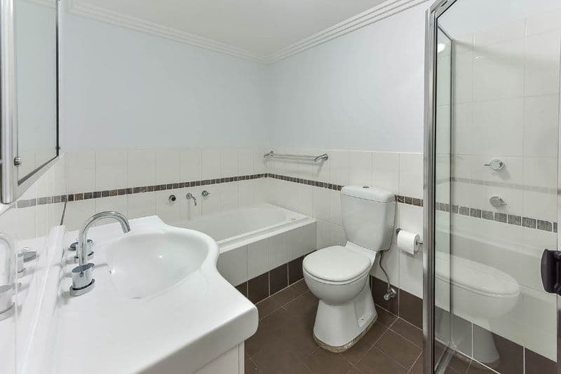 13 Chamberlain Street, Campbelltown NSW 2560, Campbelltown - Thumbnail 5
