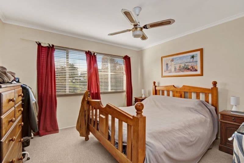 32 Wallin Avenue, Deception Bay QLD 4508, Deception Bay - Thumbnail 4