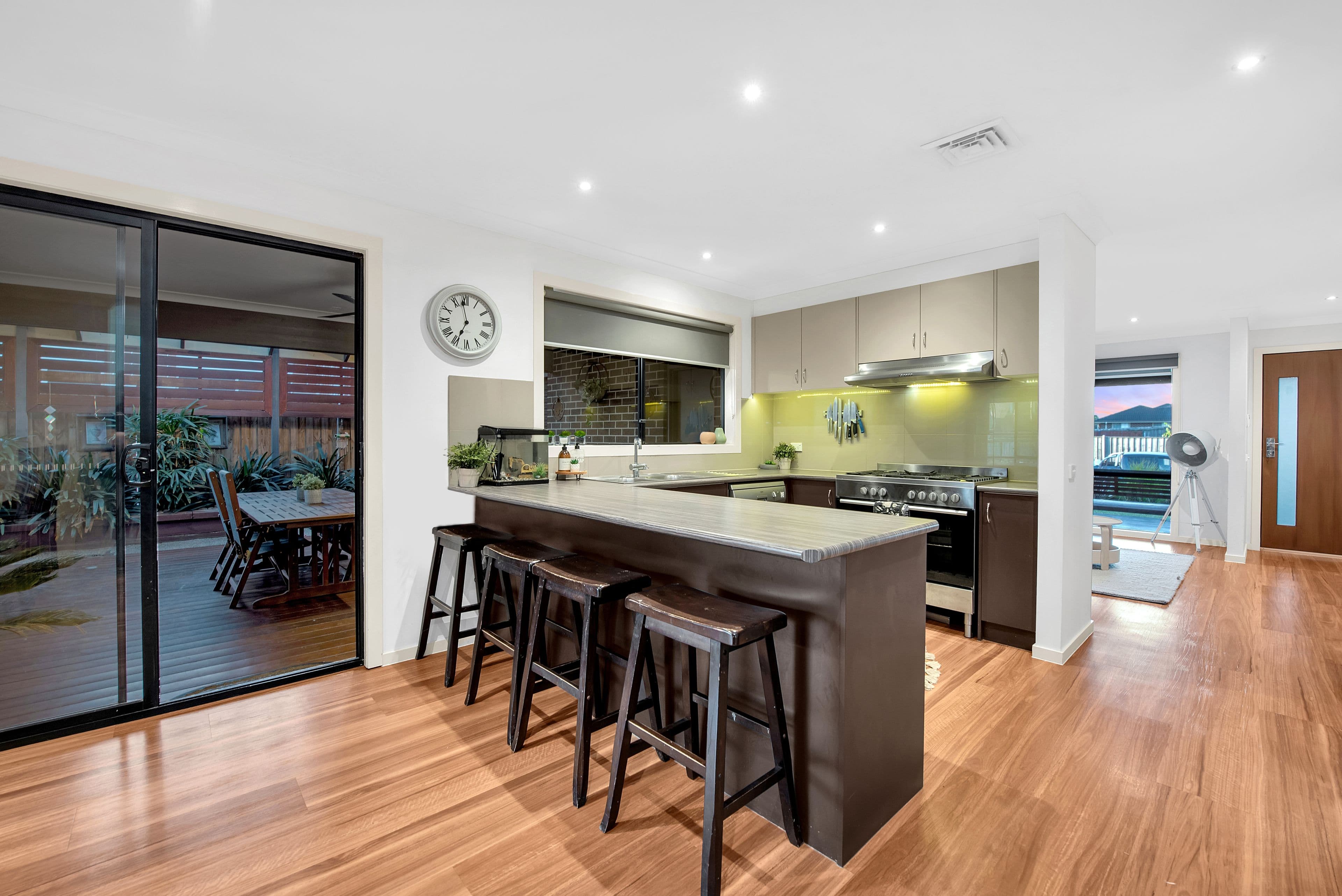 90 Gallery Way, Pakenham VIC 3810, Pakenham - Thumbnail 3
