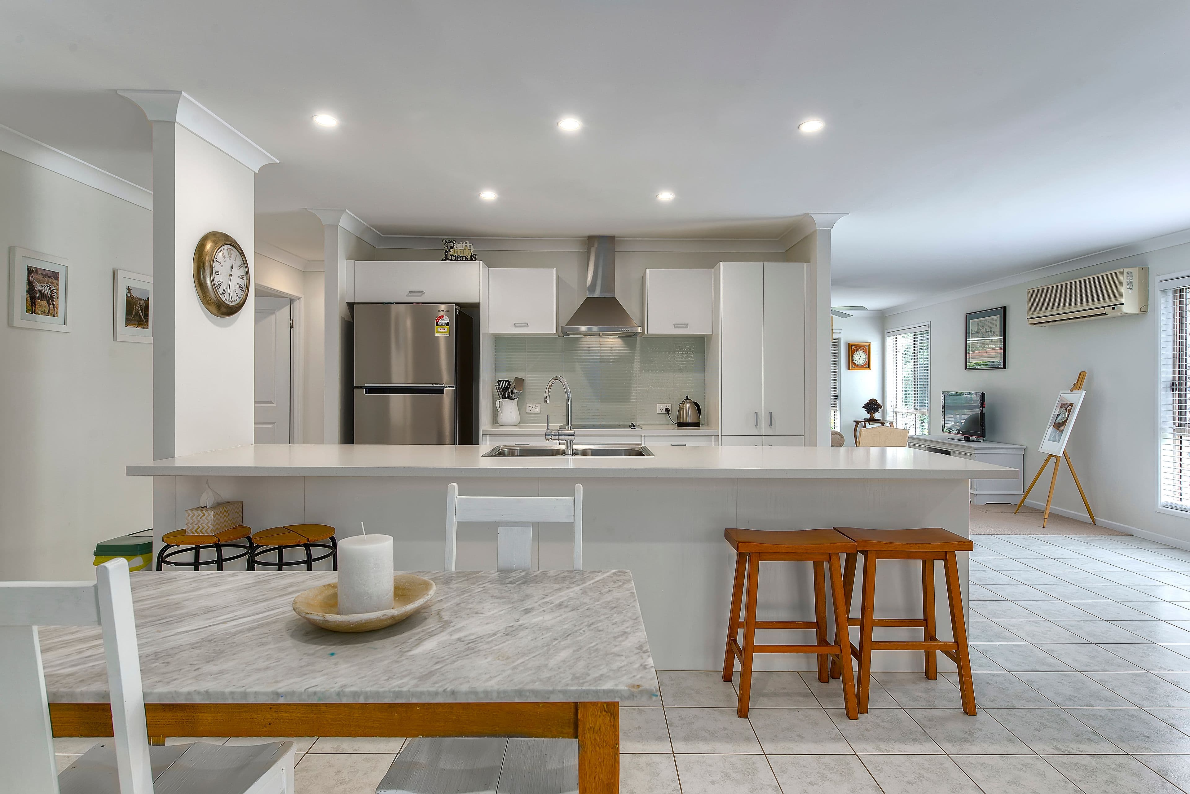 12 Glenwood Place, The Gap QLD 4061, The Gap - Thumbnail 2