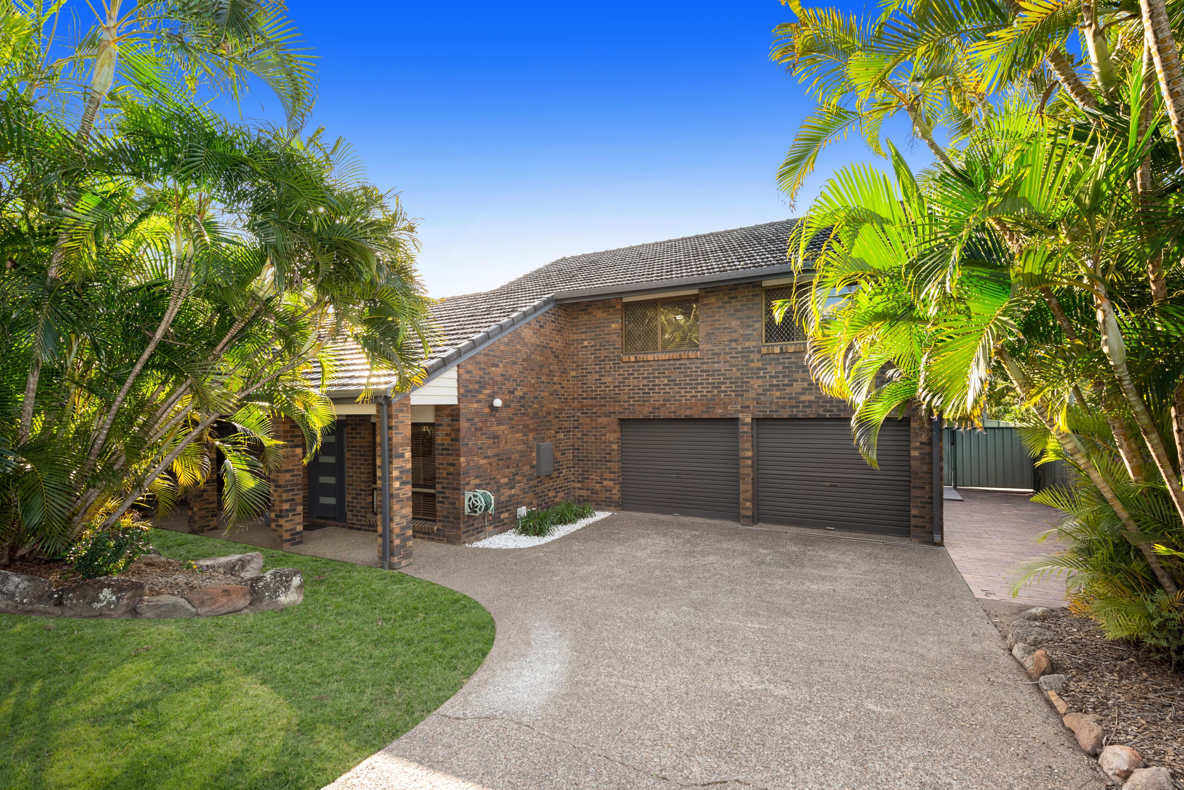 3 Corfe Court, Carindale QLD 4152, Carindale - Image 1