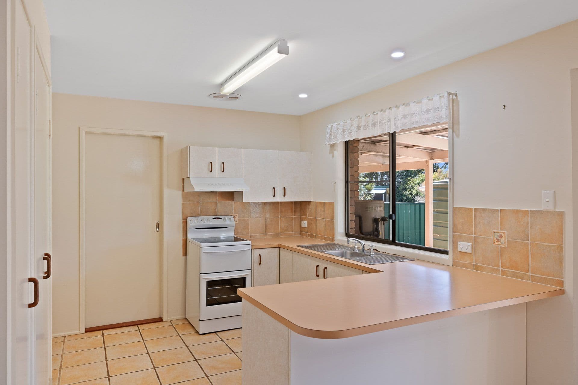 6 Nichols Road, Highfields QLD 4352, Highfields - Thumbnail 6