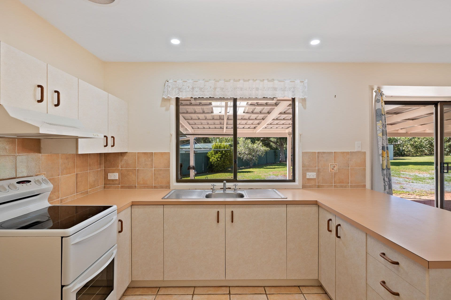 6 Nichols Road, Highfields QLD 4352, Highfields - Thumbnail 7