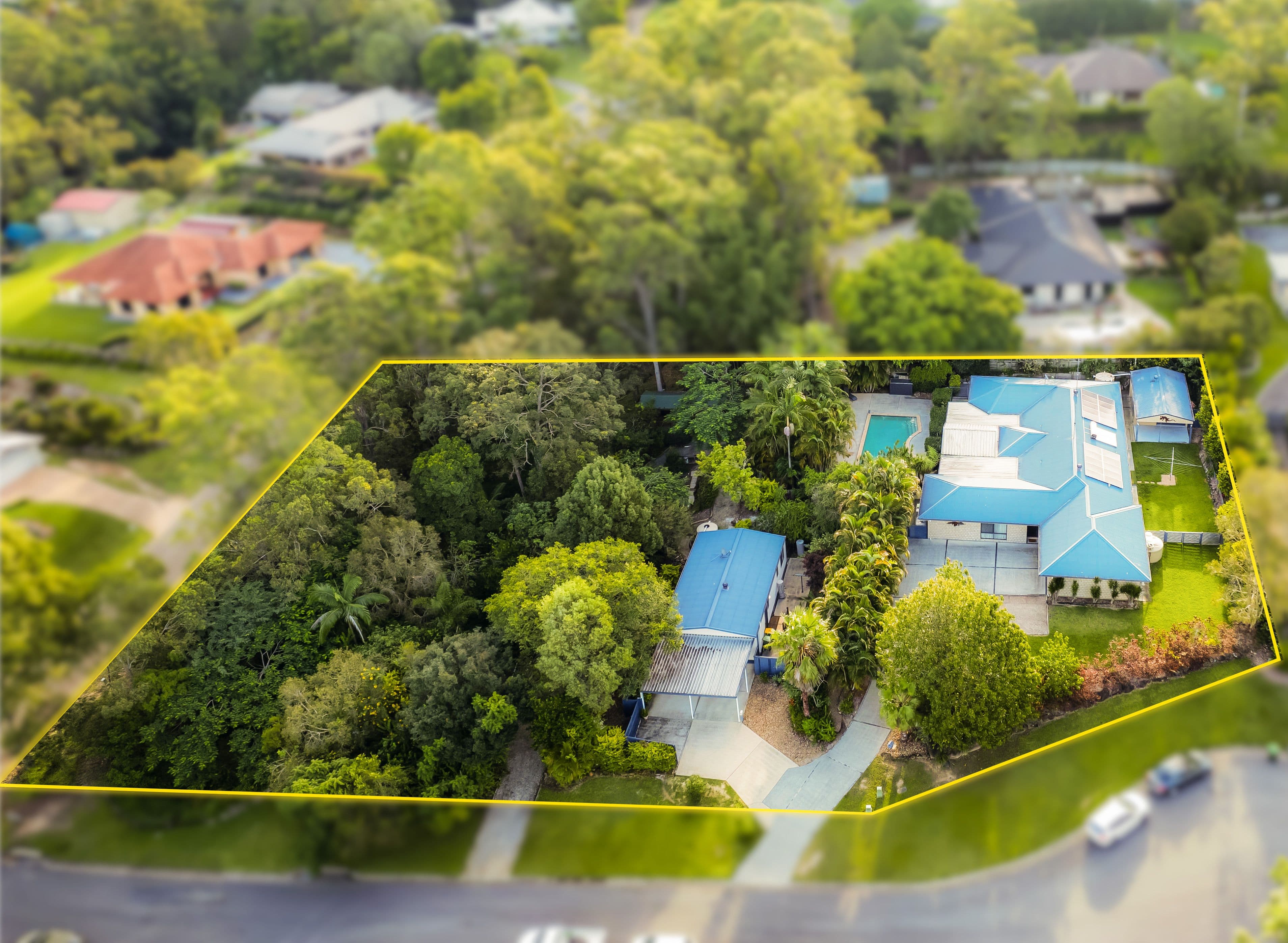 2 Conway Court, Nerang QLD 4211, Nerang - Thumbnail 2