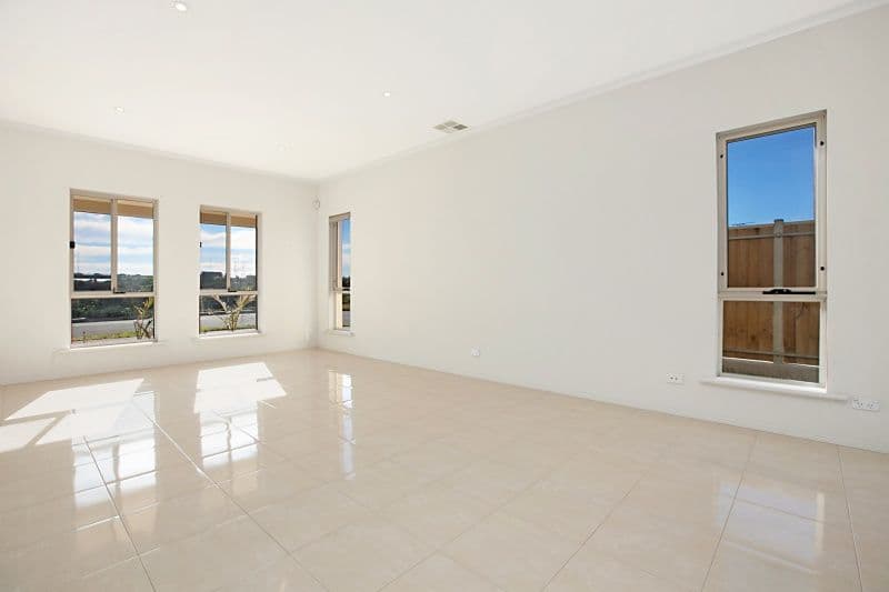 24 Caswell Circuit, MAWSON LAKES SA 5095, Mawson Lakes - Thumbnail 2