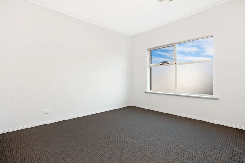 24 Caswell Circuit, MAWSON LAKES SA 5095, Mawson Lakes - Thumbnail 8